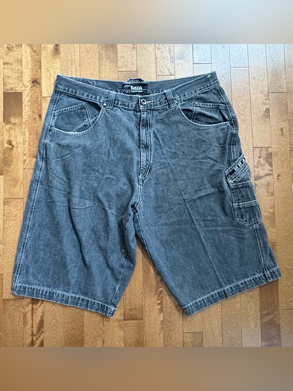 Vintage Karl Kani Denim Carpenter
Jorts - Grey (Size 38) Y2K 90s